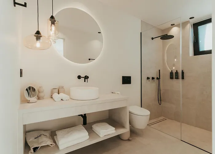 Luxe Vista Lakeside * Brenzone sul Garda