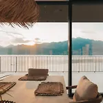 Villa Luxe Vista Lakeside