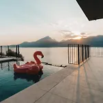 Villa Luxe Vista Lakeside *